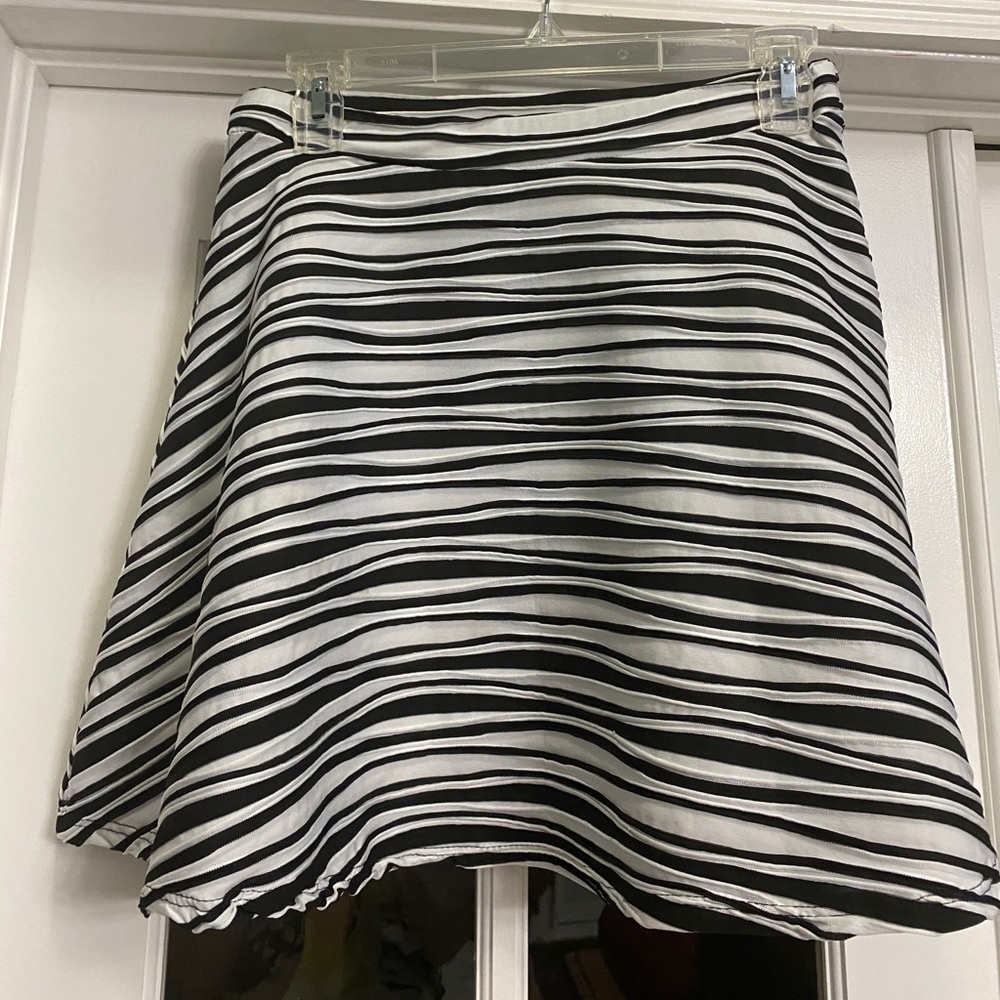 Flowy skirt